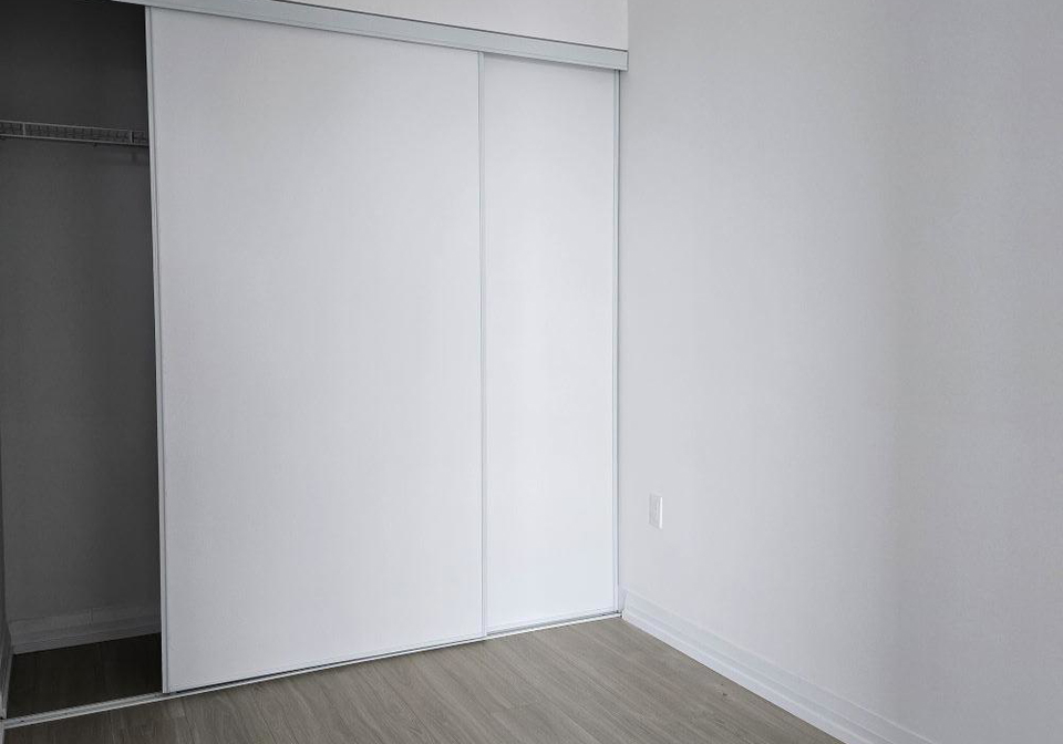 25-holly-street-toronto-ontario-c12581302