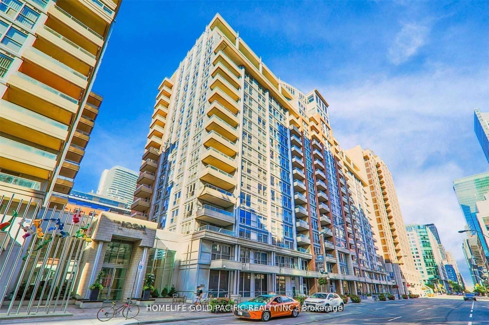 250-wellington-street-w-toronto-ontario-c12581322