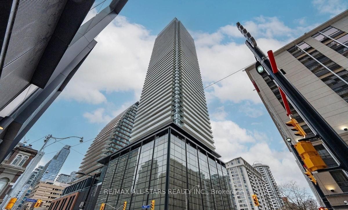 501-yonge-street-toronto-ontario-c12581360