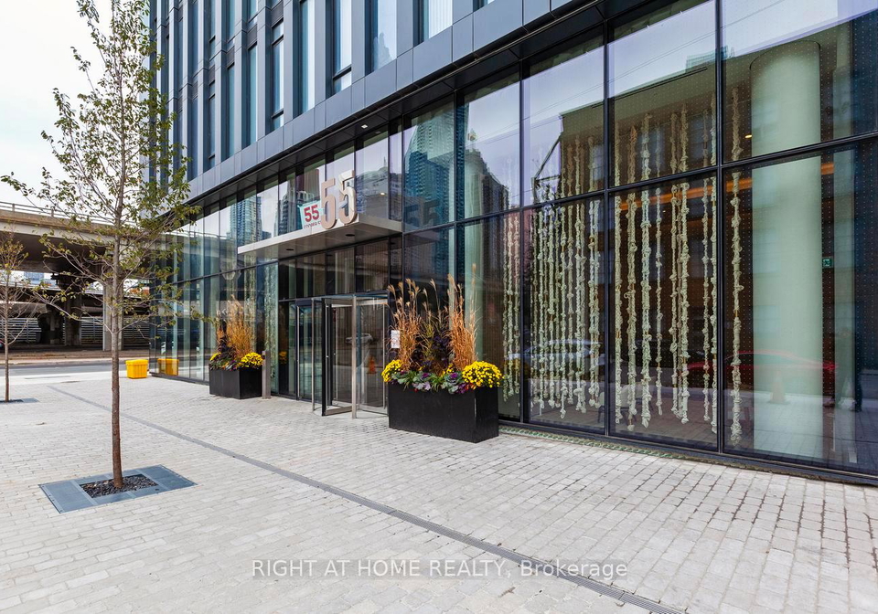 55-cooper-street-s-toronto-ontario-c12581622