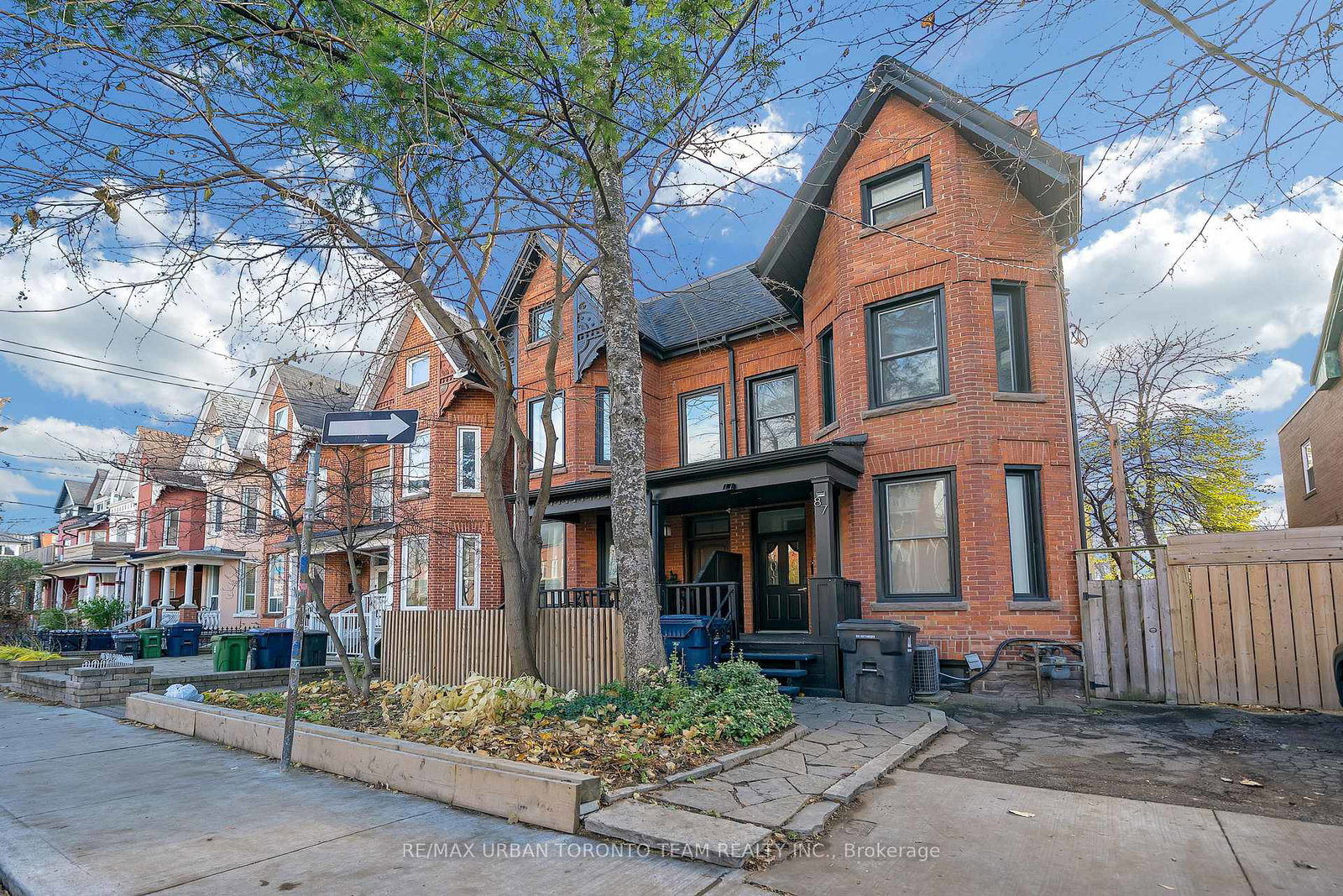 87-oxford-street-toronto-ontario-c12581686