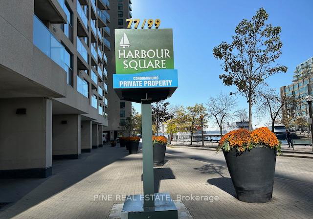 77-harbour-square-toronto-ontario-c12581832