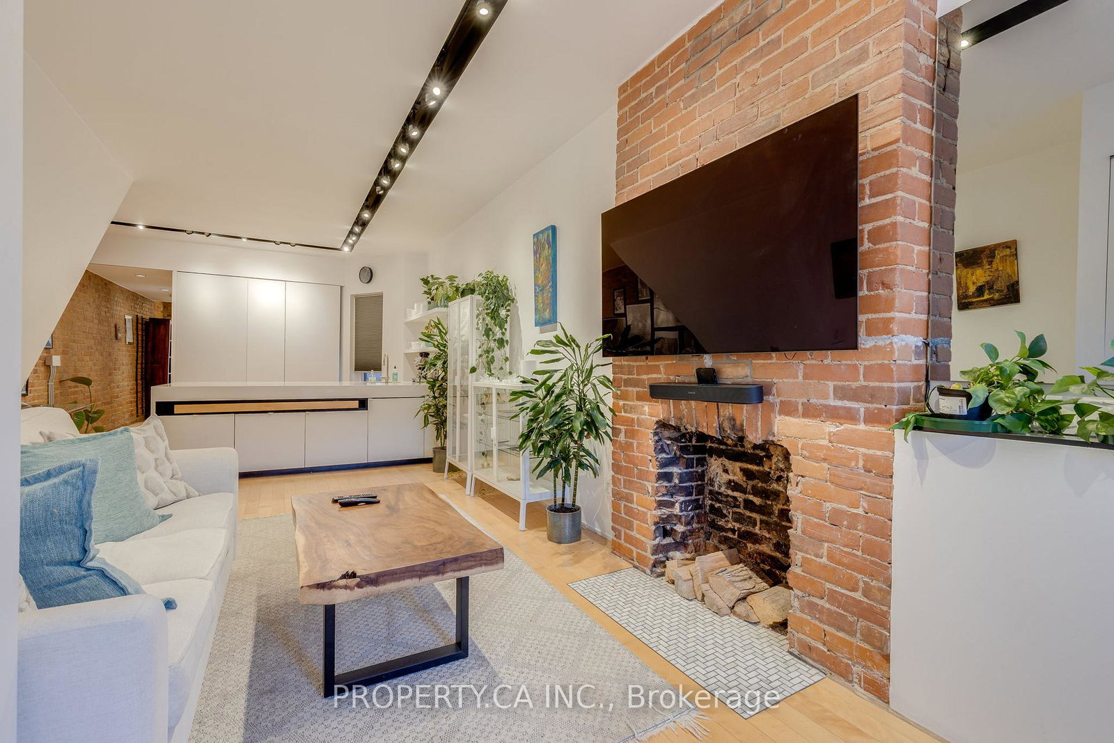 64-dovercourt-road-toronto-ontario-c12582218