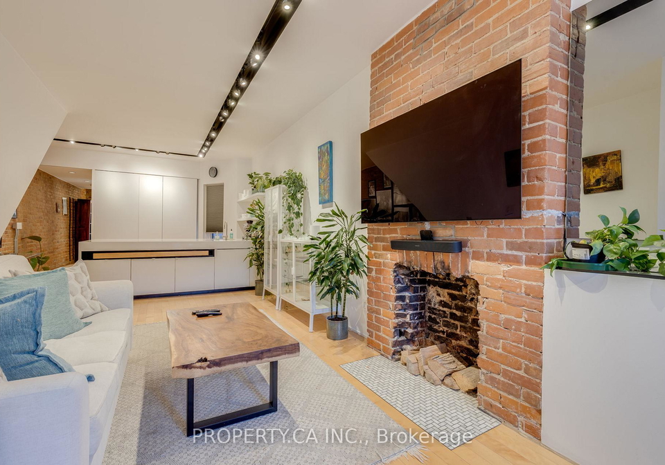 64-dovercourt-road-toronto-ontario-c12582218