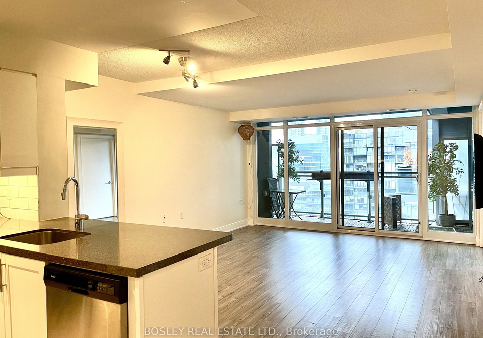 525-adelaide-street-w-toronto-ontario-c12582548