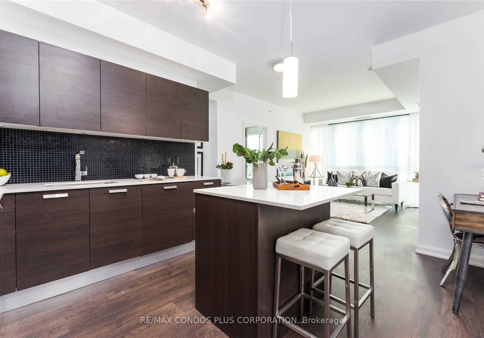 11-bogert-avenue-toronto-ontario-c12582576