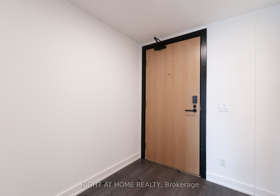 897-college-street-w-toronto-ontario-c12582848