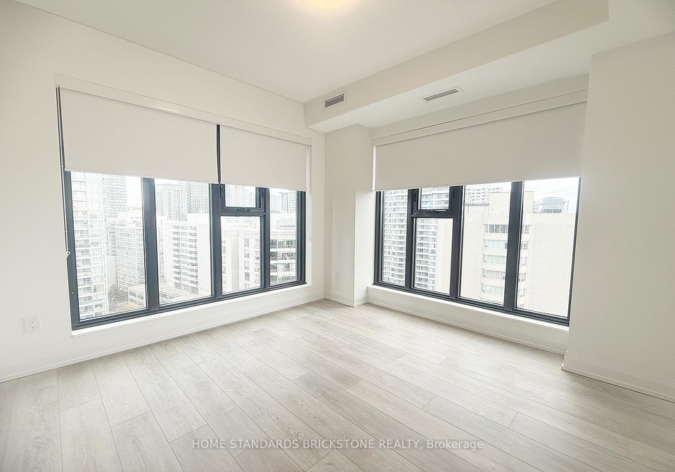20-soudan-avenue-s-toronto-ontario-c12583132