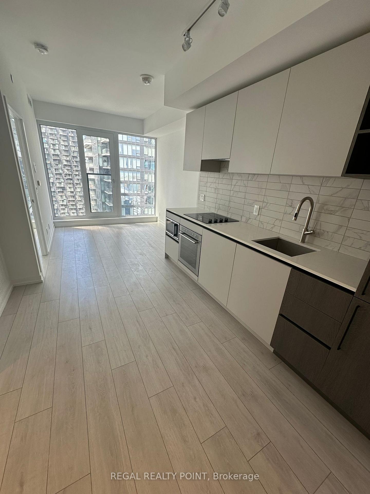 55-mercer-street-toronto-ontario-c12583432