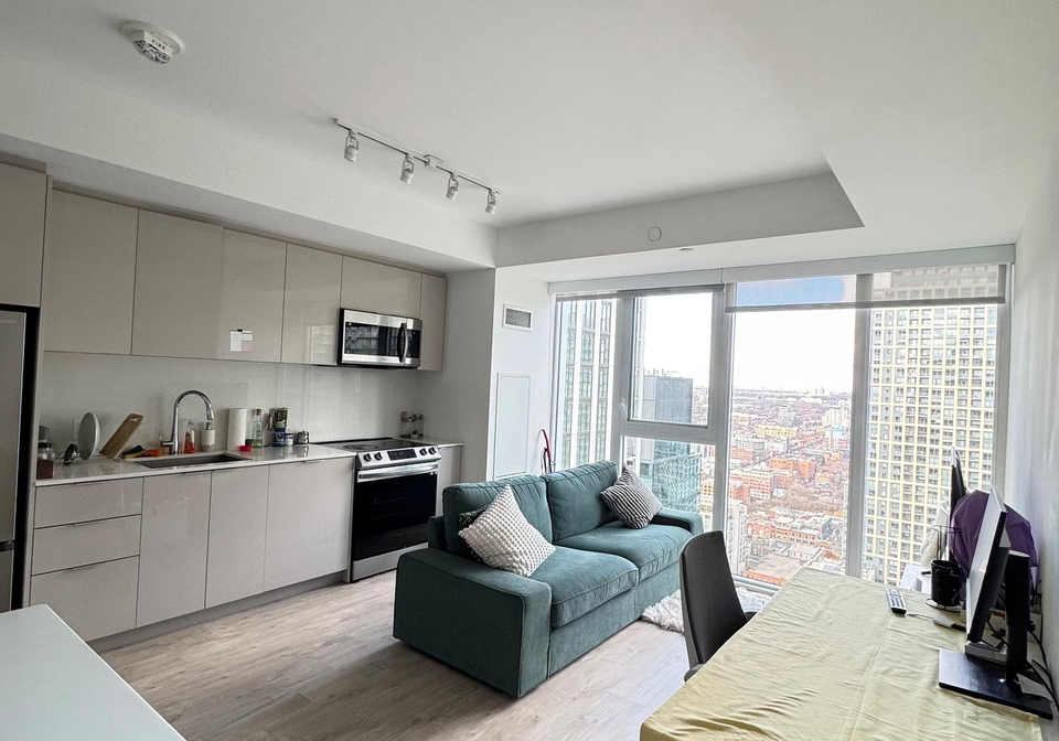 357-king-street-w-toronto-ontario-c12583894