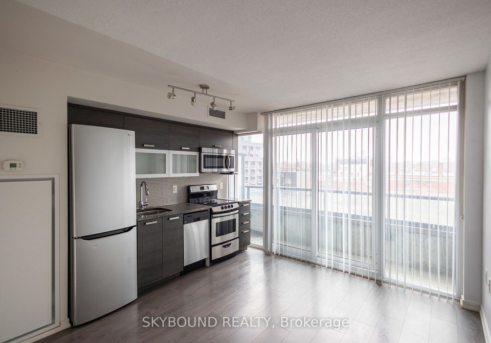 36-lisgar-street-toronto-ontario-c12584046