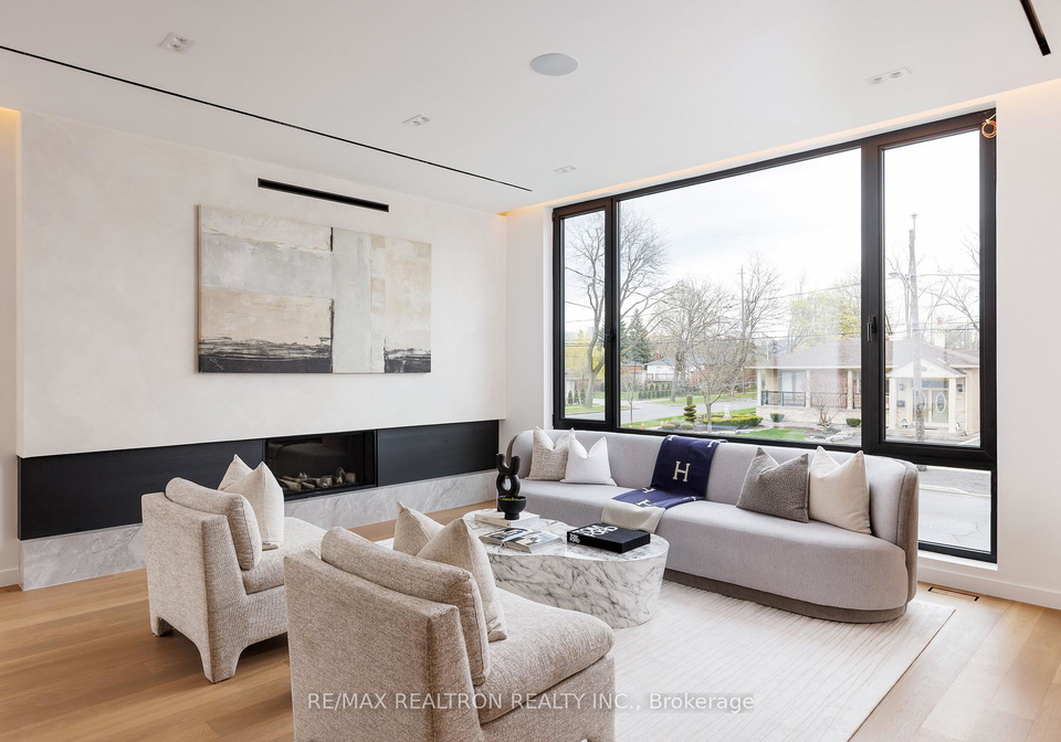 310-patricia-avenue-toronto-ontario-c12584244