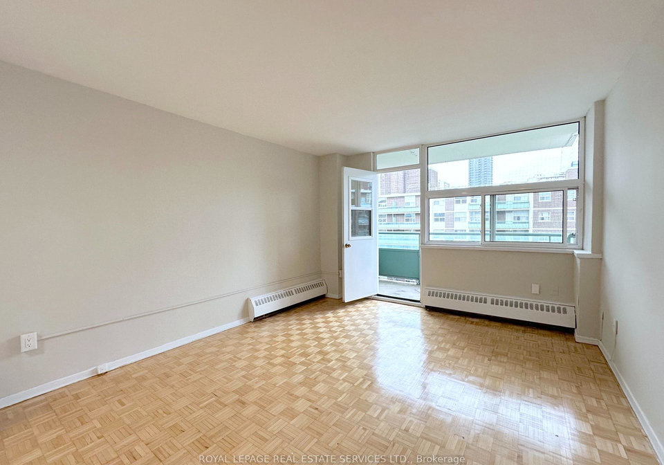 670-parliament-street-toronto-ontario-c12584304
