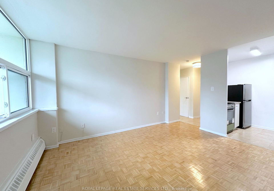 670-parliament-street-toronto-ontario-c12584304