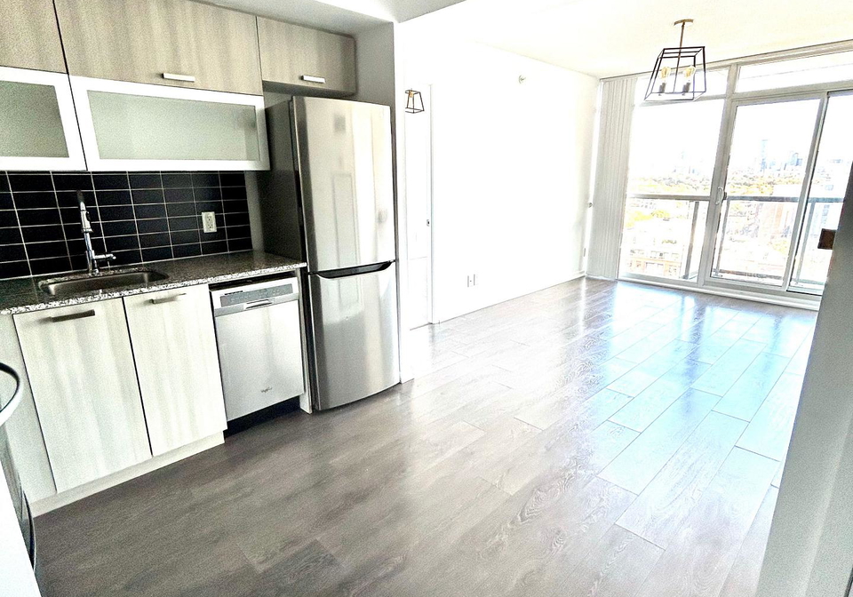 68-abell-street-toronto-ontario-c12584436