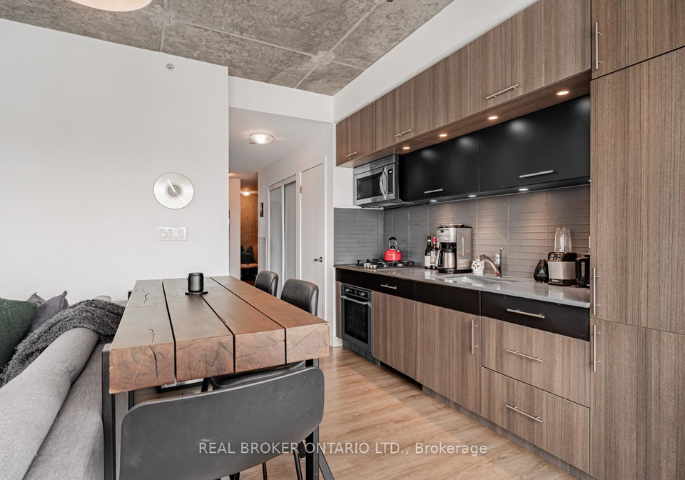 205-manning-avenue-toronto-ontario-c12584736