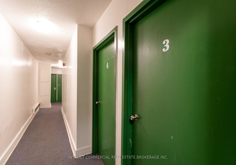 638-dufferin-street-toronto-ontario-c12584740