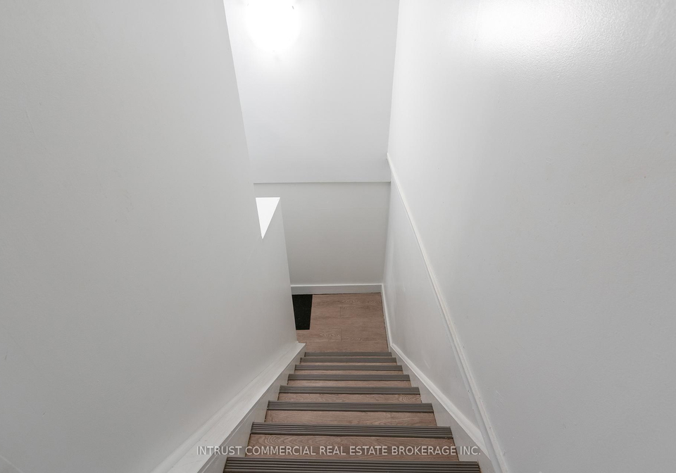 638-dufferin-street-toronto-ontario-c12584740