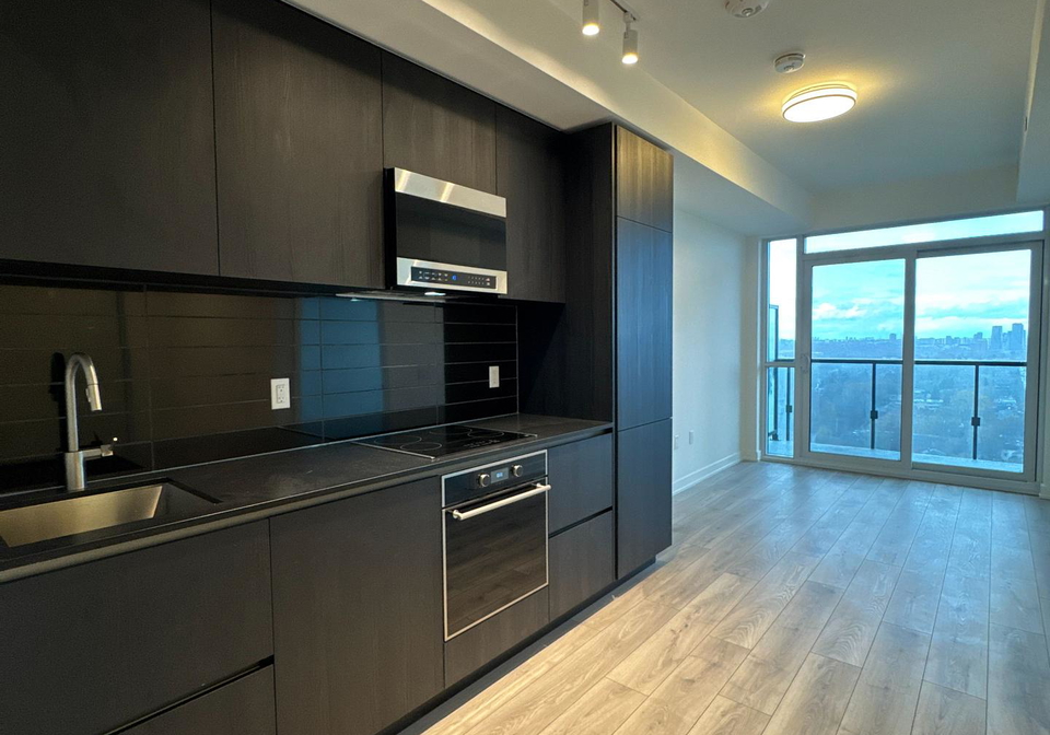 110-broadway-avenue-toronto-ontario-c12584772