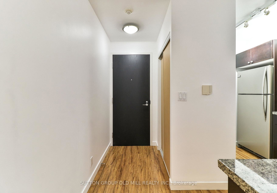 1005-king-street-w-toronto-ontario-c12585214