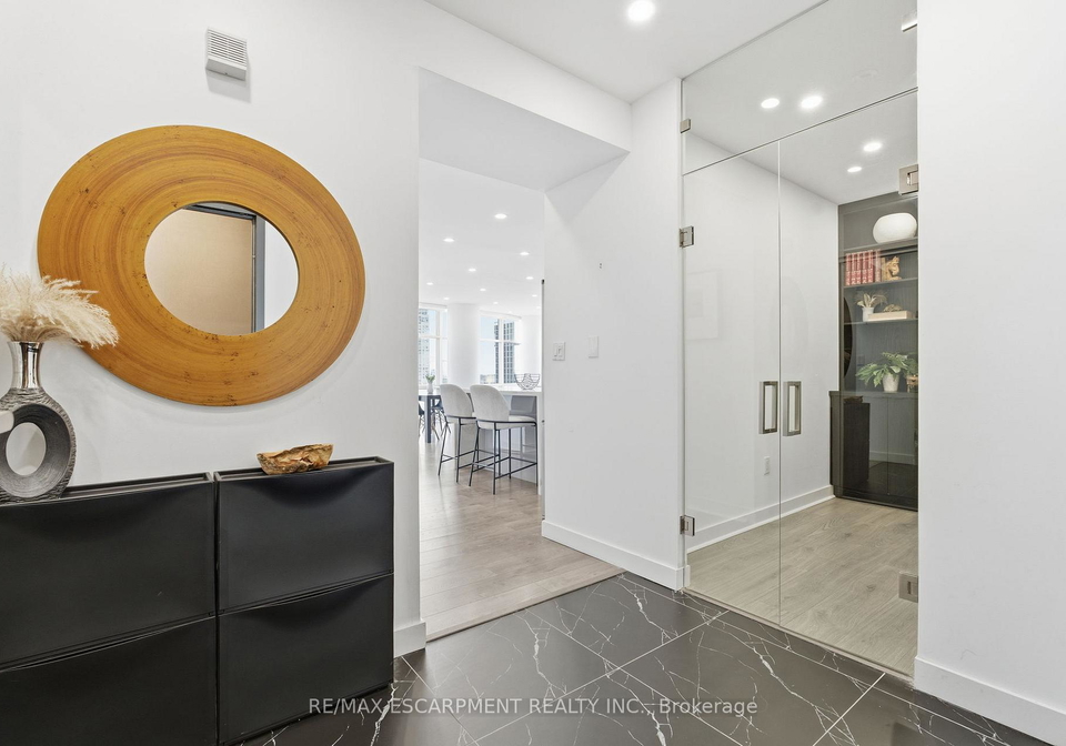 35-mariner-terrace-toronto-ontario-c12585366