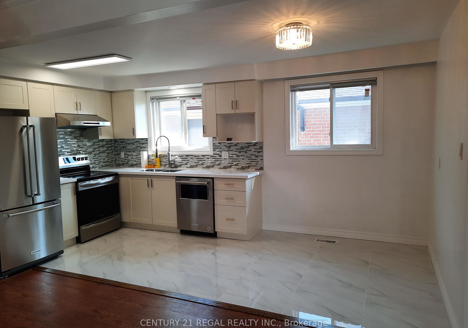 55-reiber-crescent-north-york-ontario-c12585382