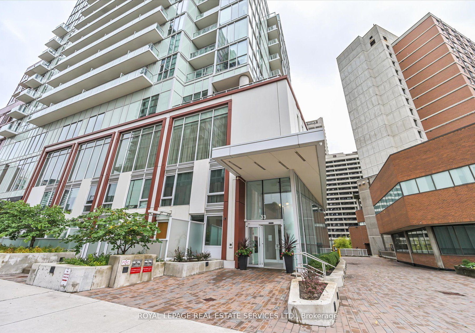 33-helendale-avenue-toronto-ontario-c12585508