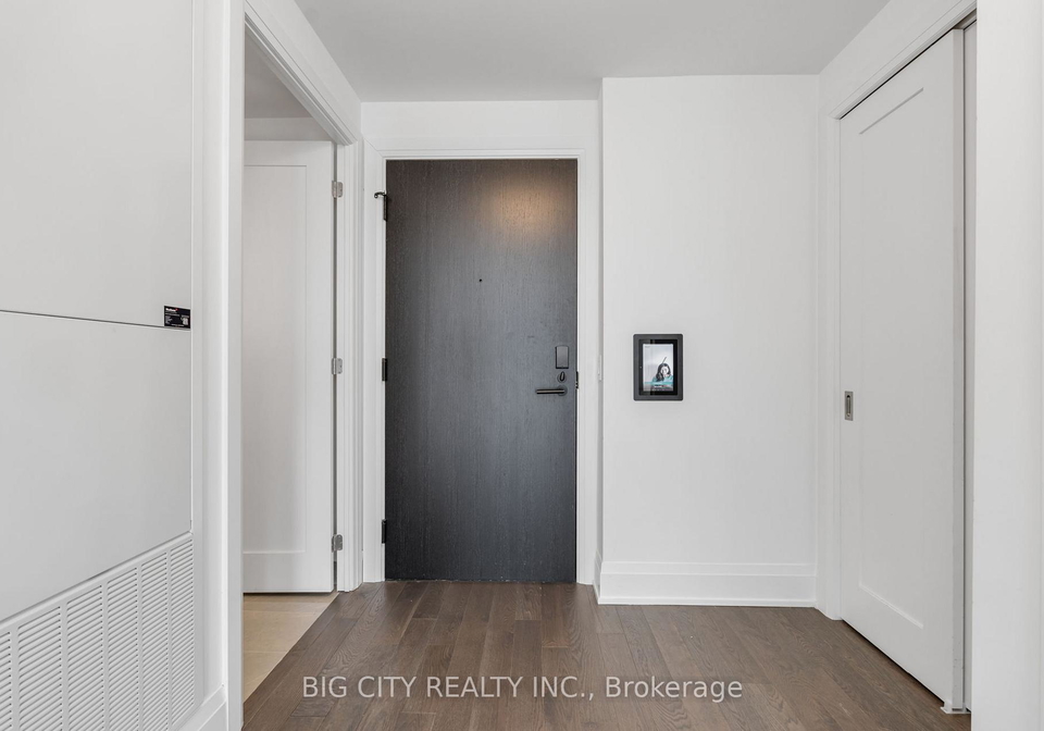 470-front-street-w-toronto-ontario-c12585616