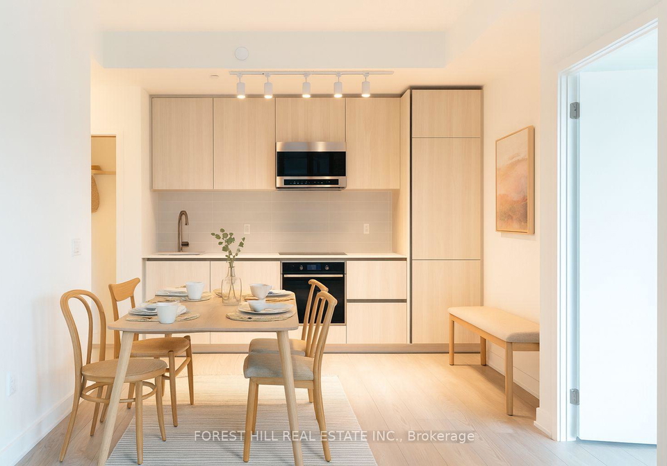 110-broadway-avenue-toronto-ontario-c12585638