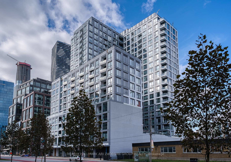15-richardson-street-toronto-ontario-c12585990