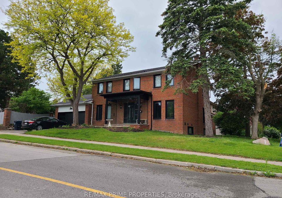22-oakhurst-drive-north-york-ontario-c12586126