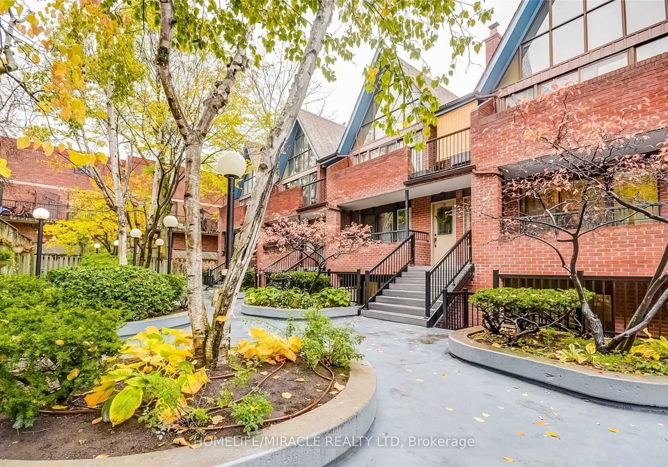 17-pembroke-street-toronto-ontario-c12586328