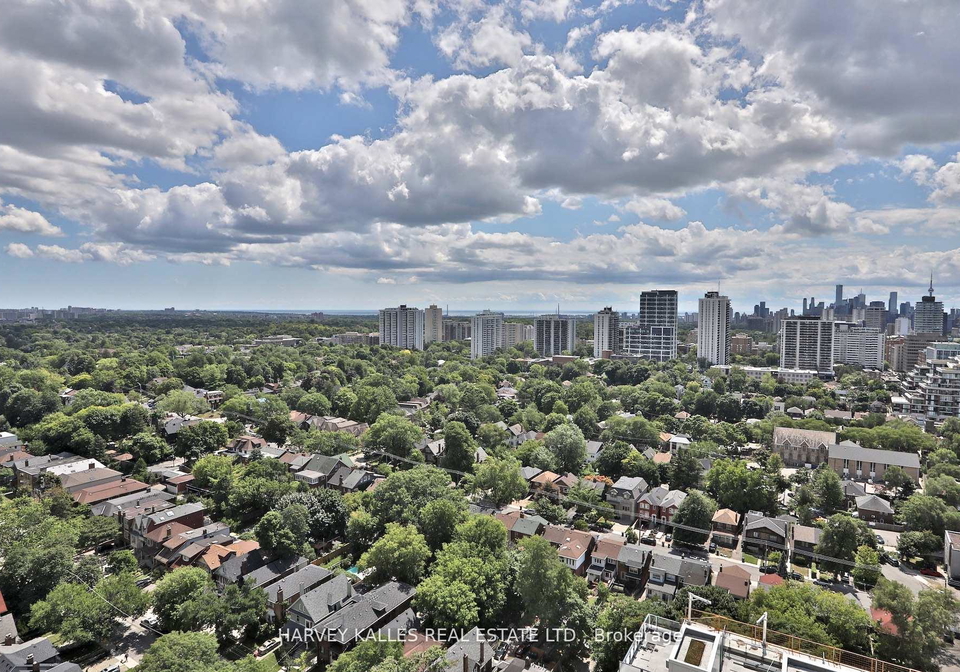 5-soudan-avenue-toronto-ontario-c12586422