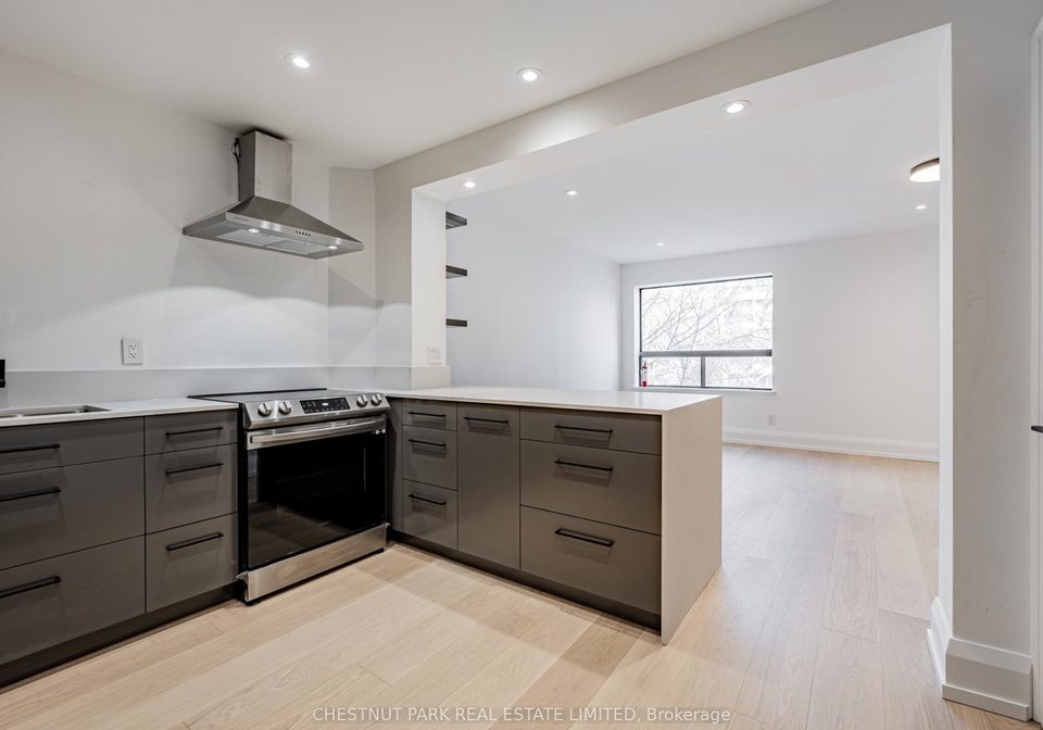 607-huron-street-toronto-ontario-c12586656