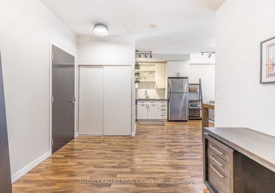 1-shaw-street-toronto-ontario-c12587002