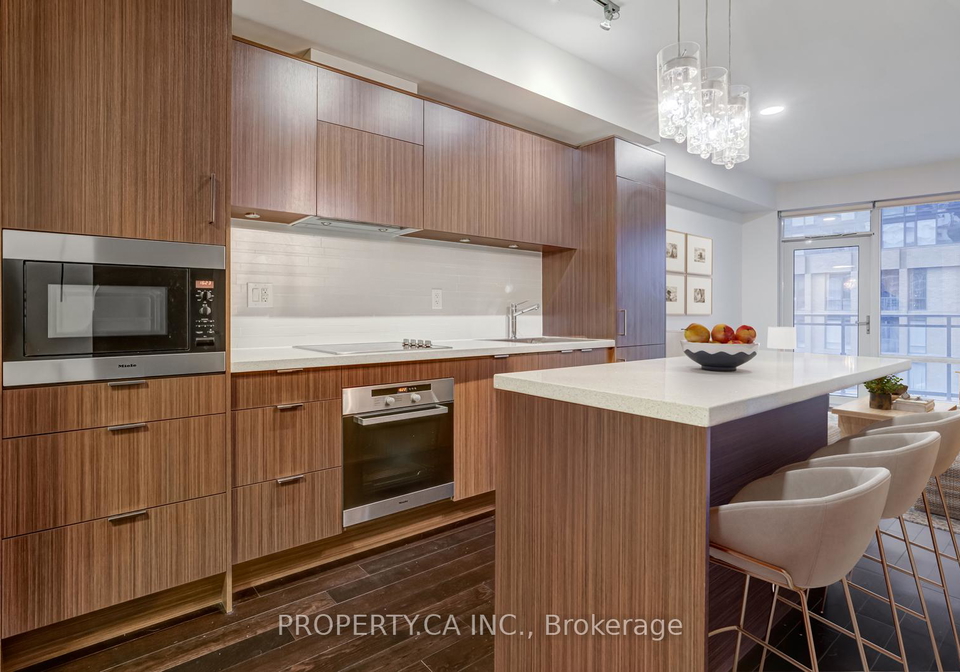 21-widmer-street-toronto-ontario-c12587026