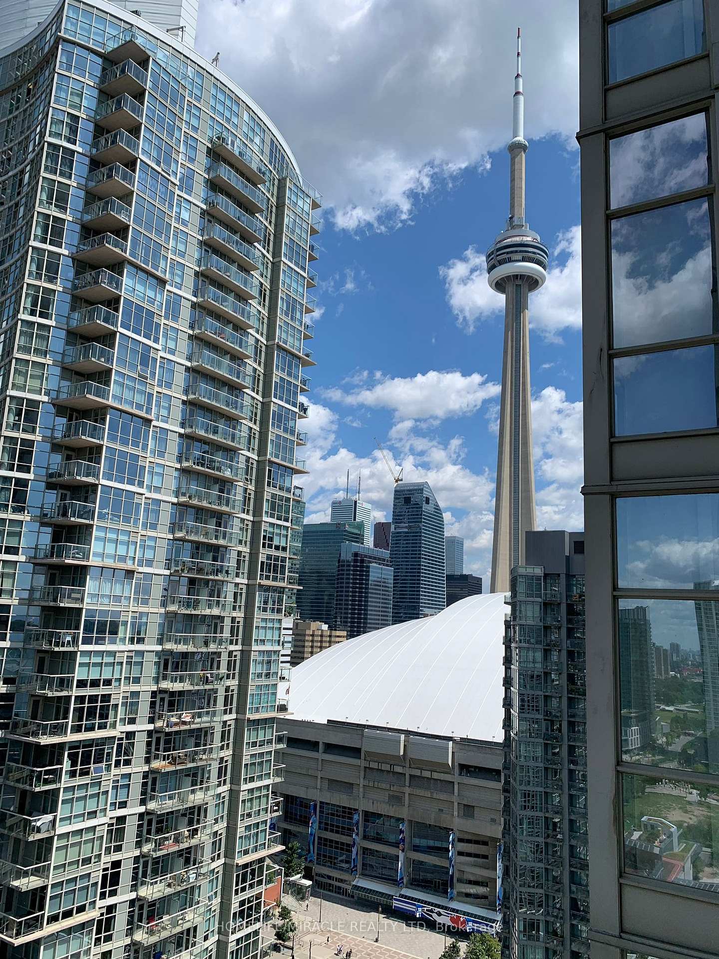 35-mariner-terrace-toronto-ontario-c12587314