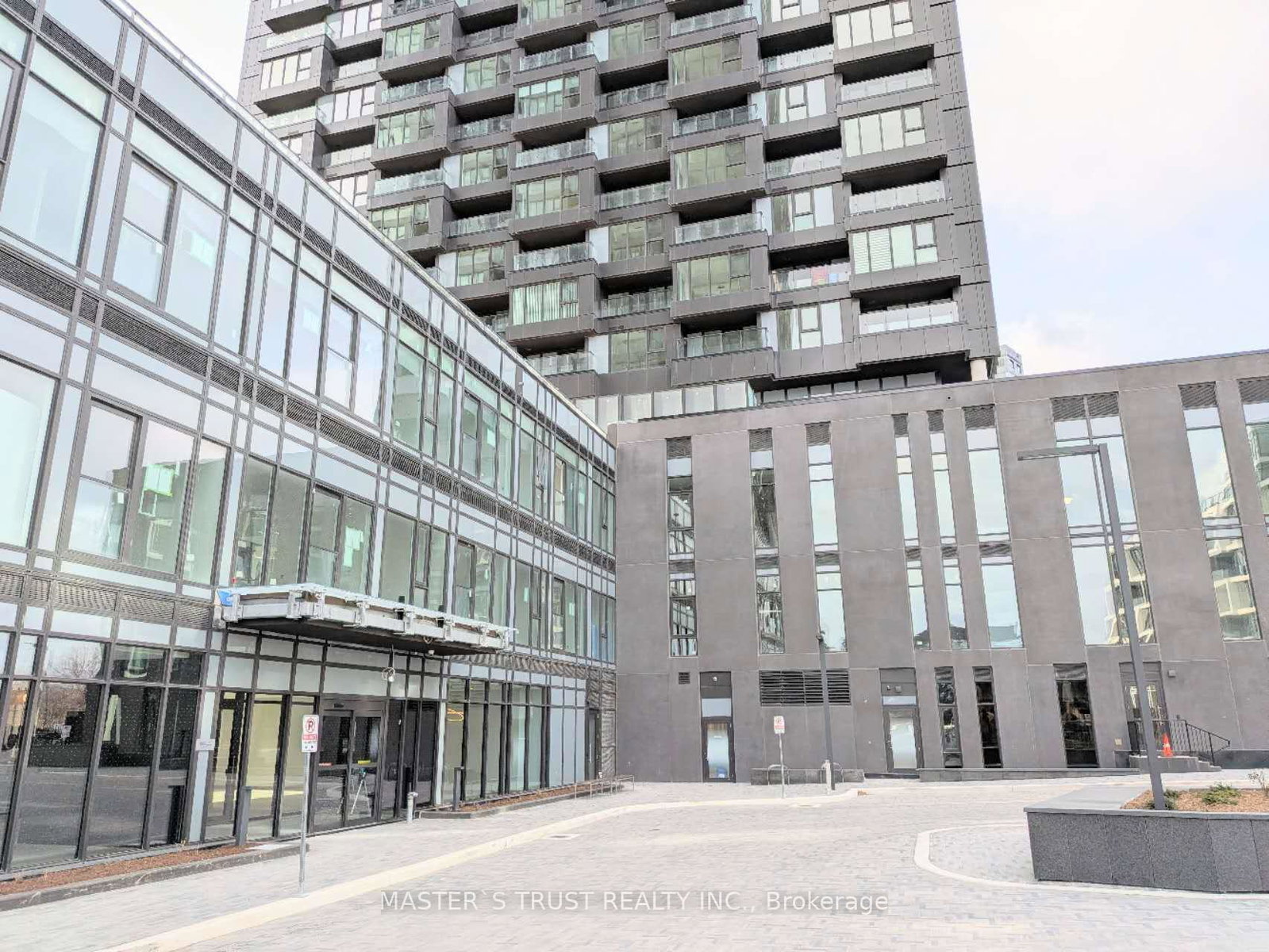 1-quarrington-lane-north-york-ontario-c12587368