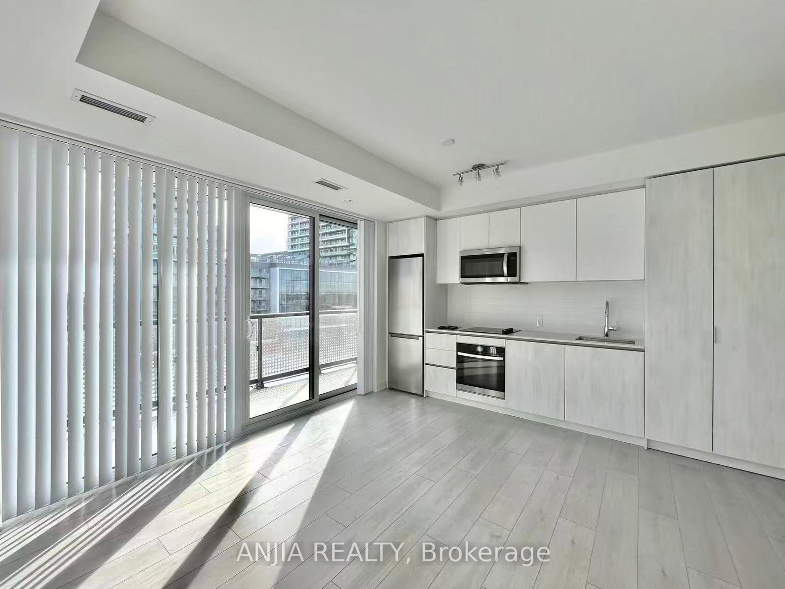 5858-yonge-street-toronto-ontario-c12587520