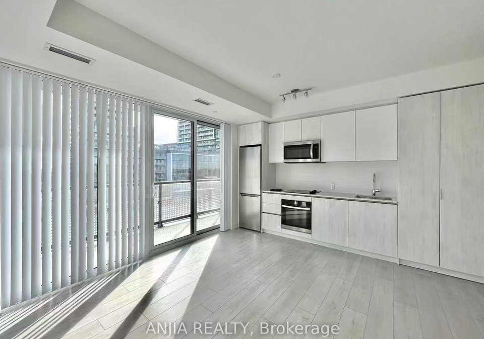 5858-yonge-street-toronto-ontario-c12587520