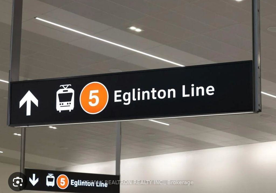 8-eglinton-avenue-e-toronto-ontario-c12587672