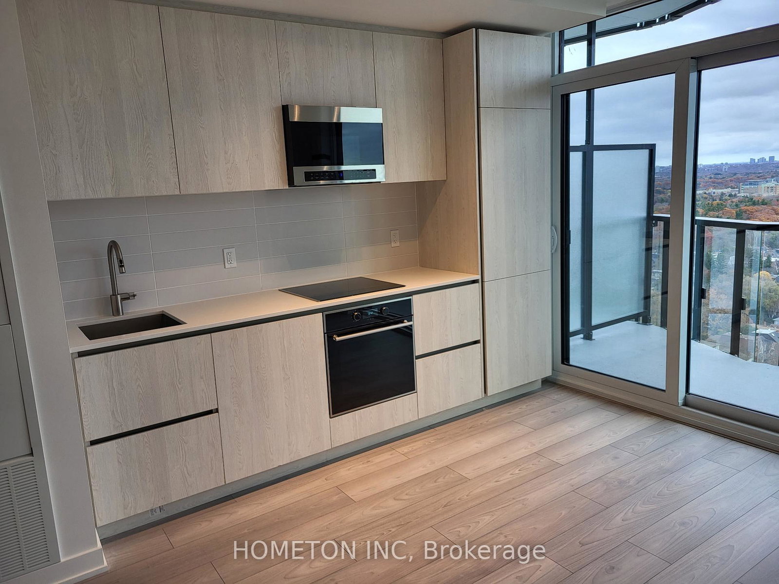 120-broadway-avenue-toronto-ontario-c12587978
