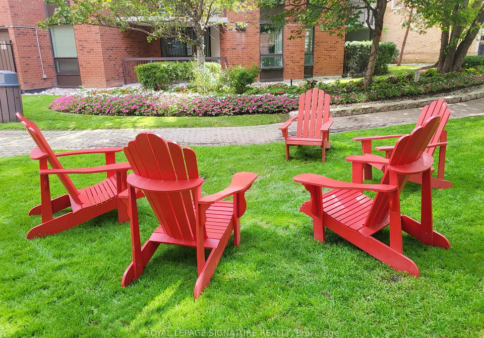 77-maitland-place-toronto-ontario-c12588028