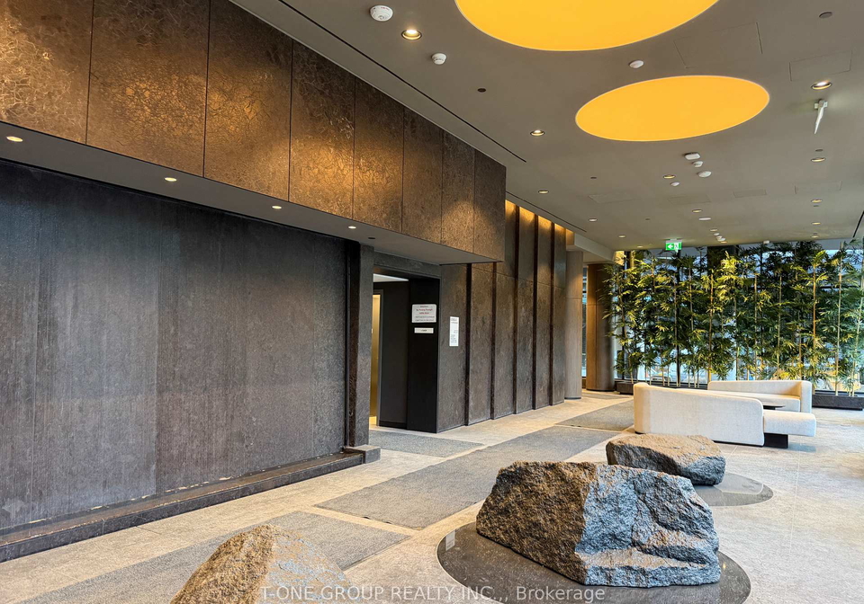 120-broadway-avenue-toronto-ontario-c12588298