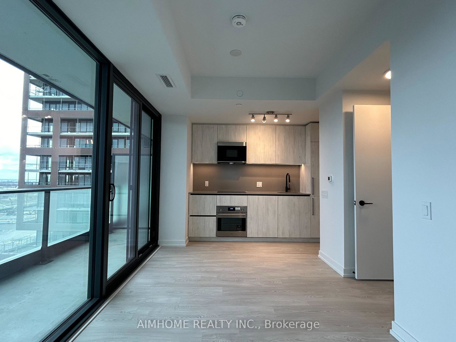 35-parliament-street-toronto-ontario-c12588340