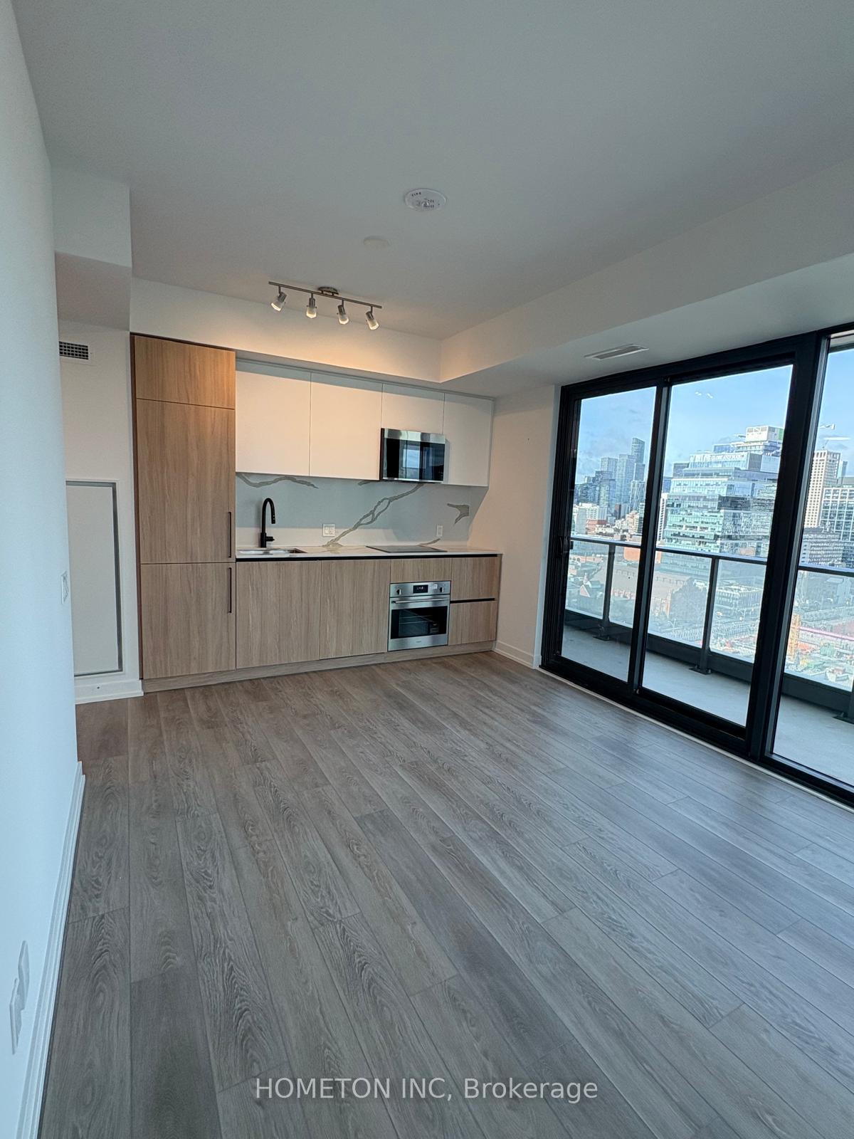 35-parliament-street-toronto-ontario-c12588518