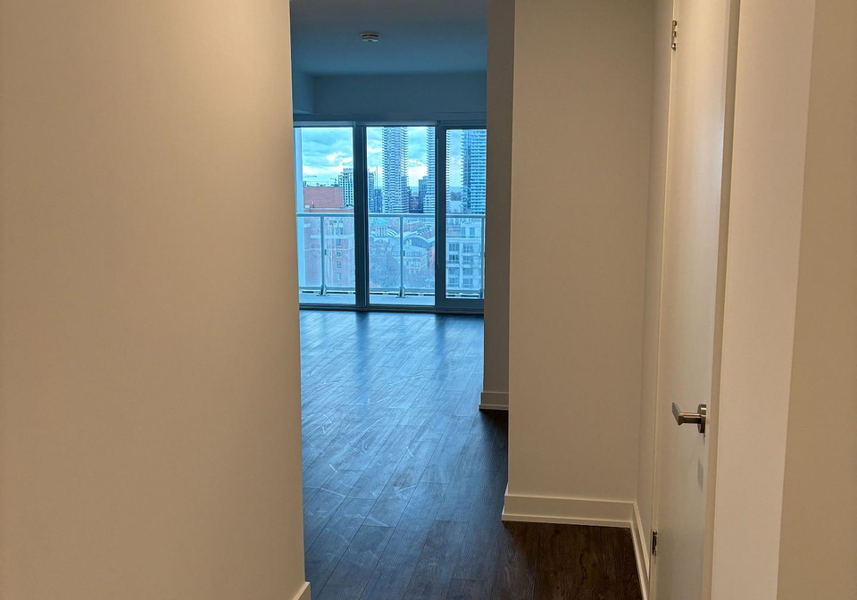 88-queen-street-e-toronto-ontario-c12588526
