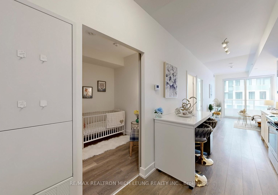 180-fairview-mall-drive-north-york-ontario-c12588528