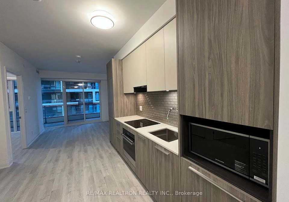 65-broadway-avenue-toronto-ontario-c12588622