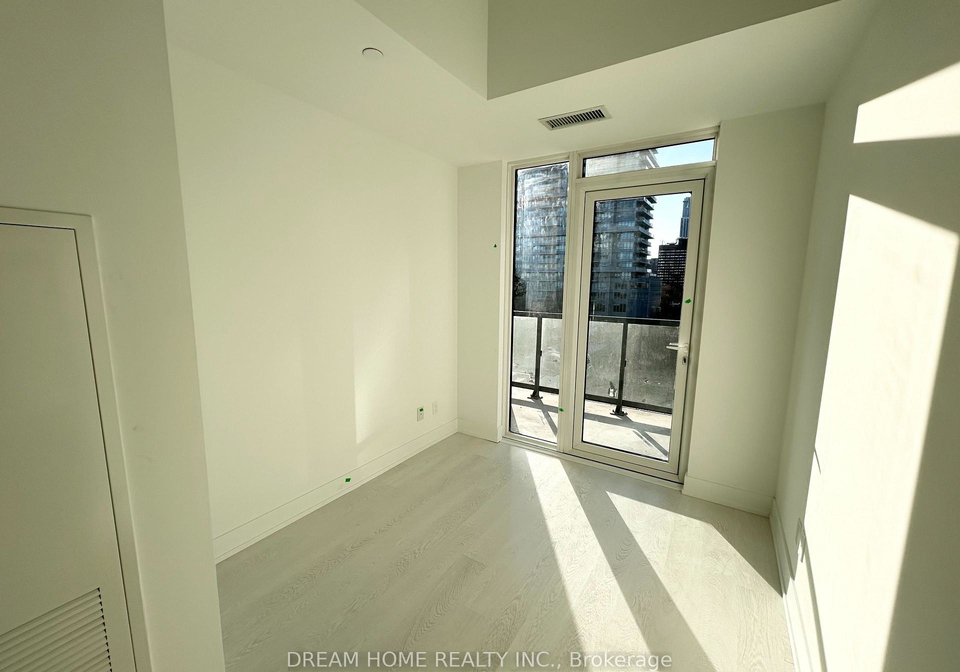 308-jarvis-street-toronto-ontario-c12588646